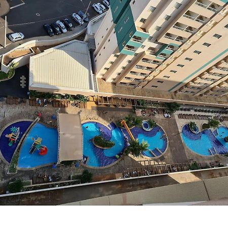 Olimpia Park Resort O Mais Divertido Resort Em Frente Ao Thermas Dos Laranjais - Pague Em Ate 12 Vezes Zewnętrze zdjęcie