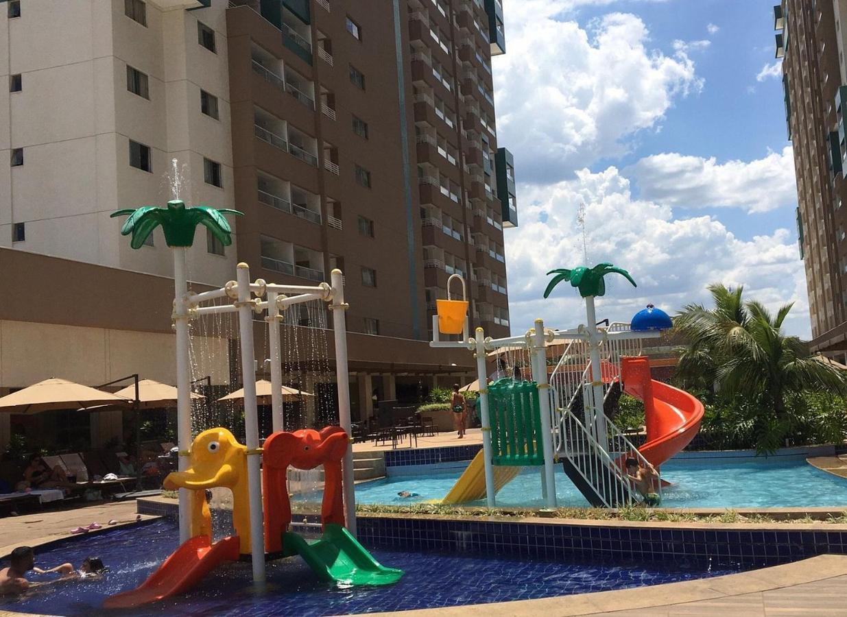 Olimpia Park Resort O Mais Divertido Resort Em Frente Ao Thermas Dos Laranjais - Pague Em Ate 12 Vezes Zewnętrze zdjęcie